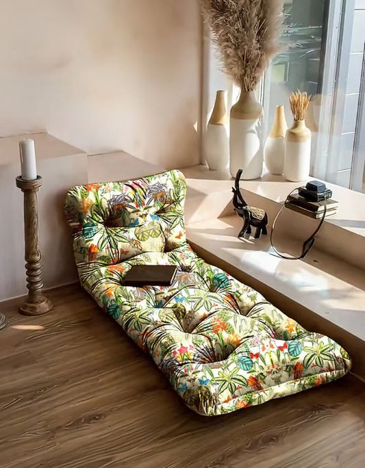 TROPICAL WHITE FLORAL PRINT FLOOR SEATING