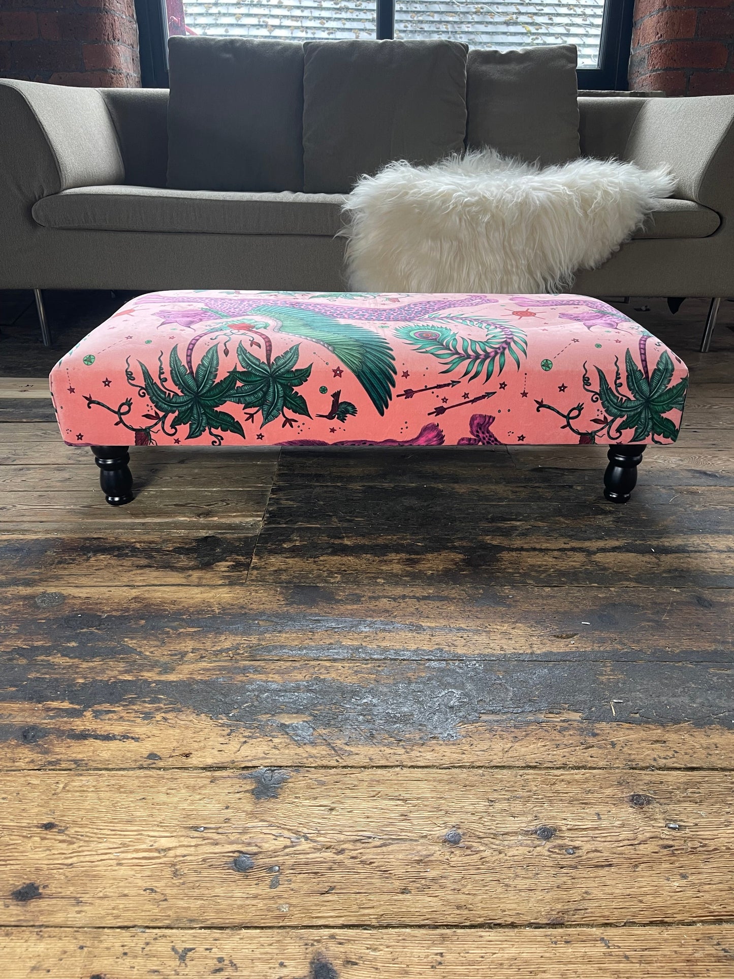 Contact us | PREMIUM MADE TO MEASURE AVAILABLE LYNX DRAGON FOOTSTOOL | POUFFE | FOOTSTOOL | available