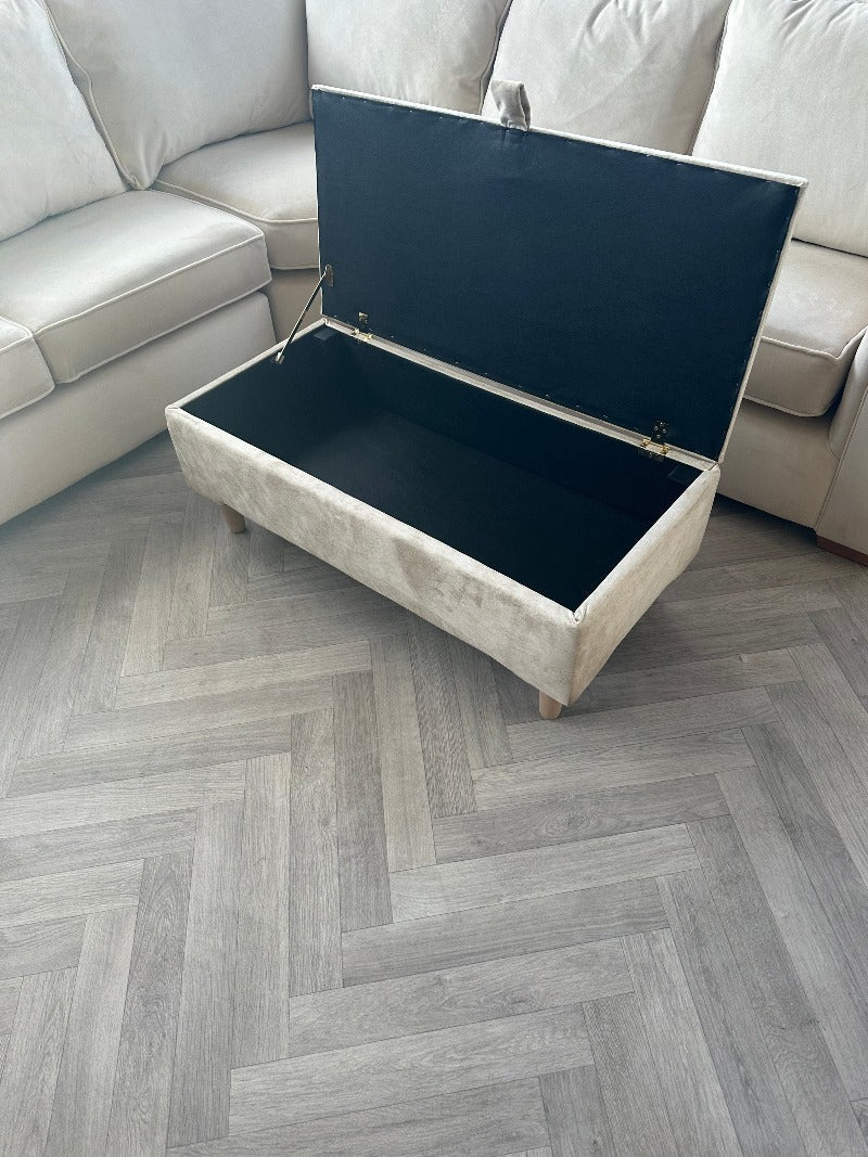 PREMIUM white Ottoman seat