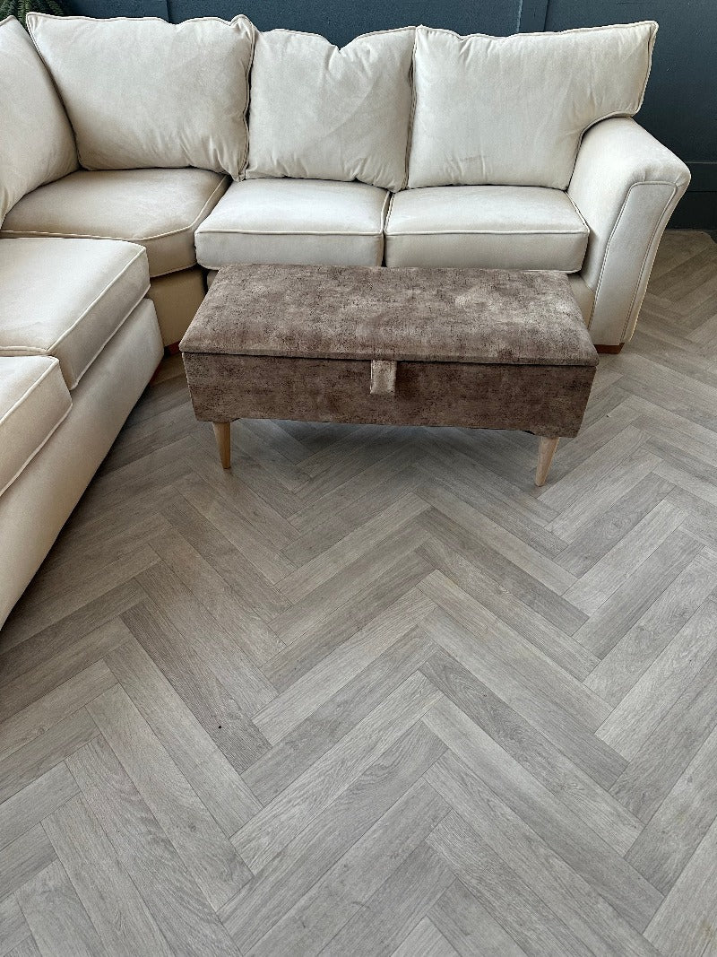 PREMIUM BROWN Living room storage