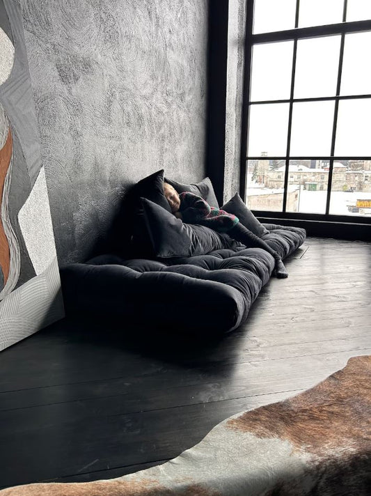 Black Large TUFTED VELVET FLOOR SEATING