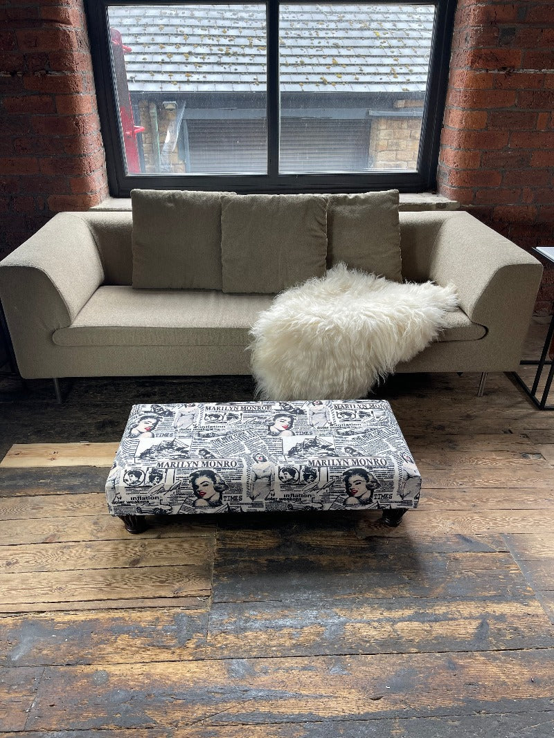 PREMIUM MONROE Footstool