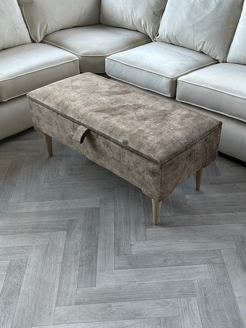 PREMIUM BROWN Footstool