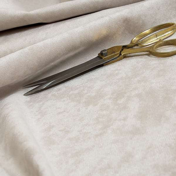 A00302 Cream