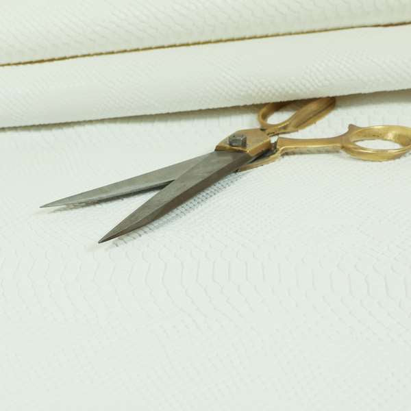 A00315 White