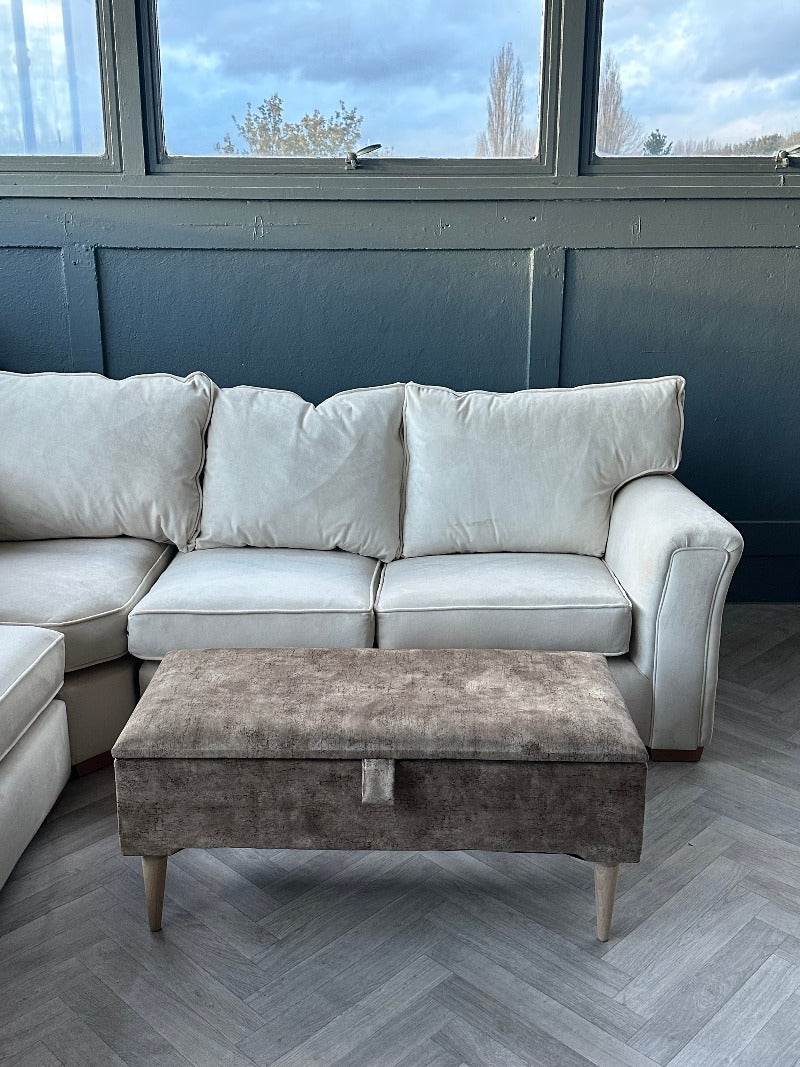 PREMIUM BROWN Ottoman storage