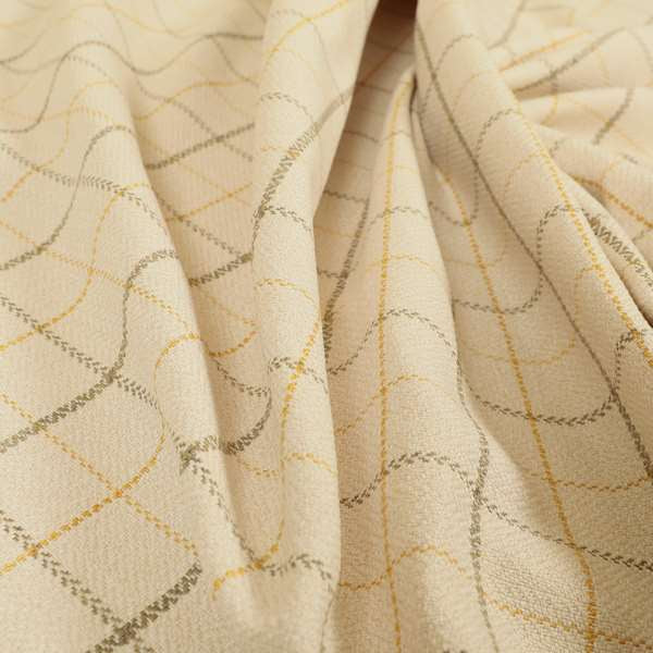 A00485 White Yellow