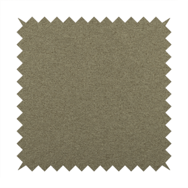 A00492 Mink Brown