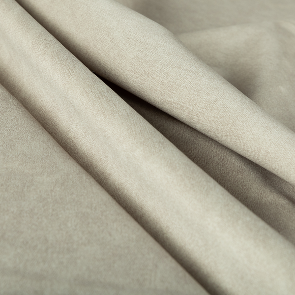 A04773 Cream