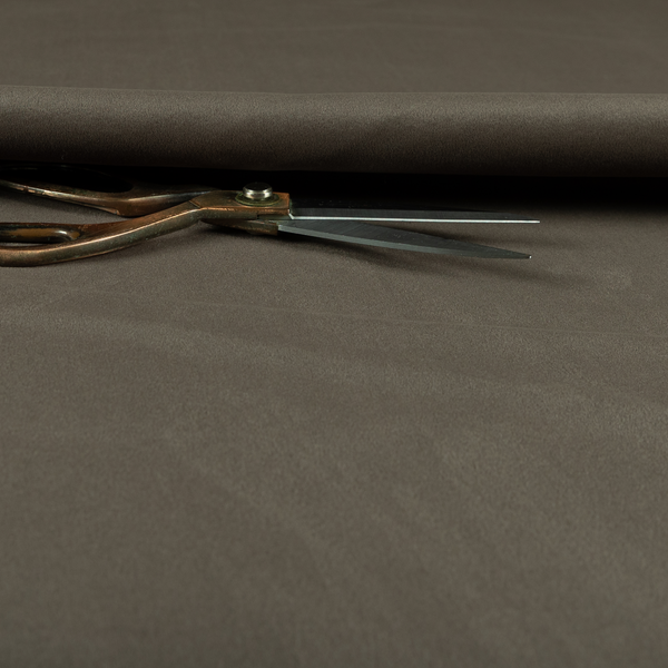 A04749 Brown