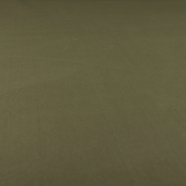A04751 Green