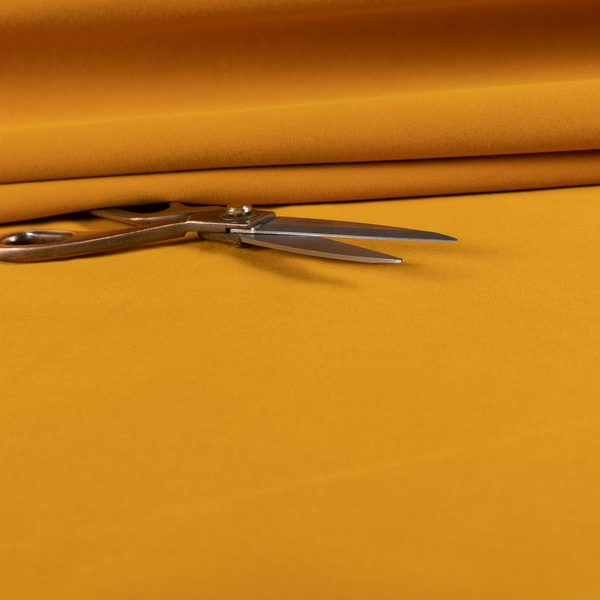 A04752 Golden Yellow