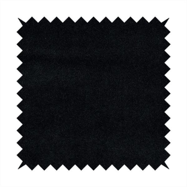 A04766 Black