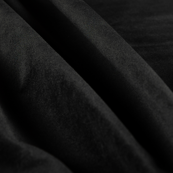 A04766 Black