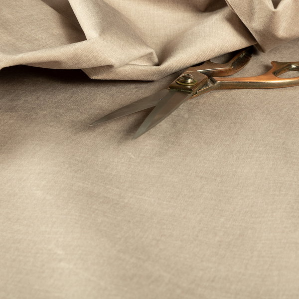 A00527 Beige