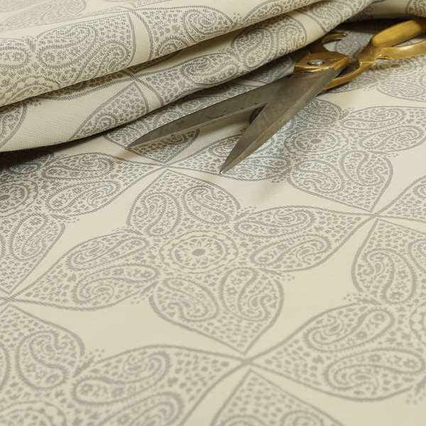 A04952 Silver