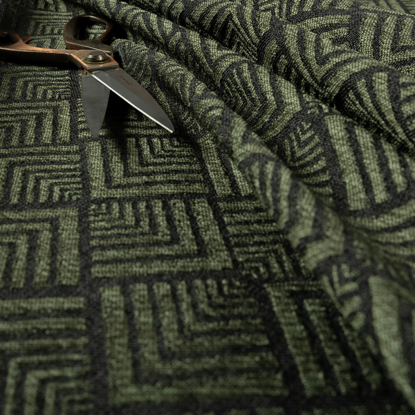 A00483Black Green