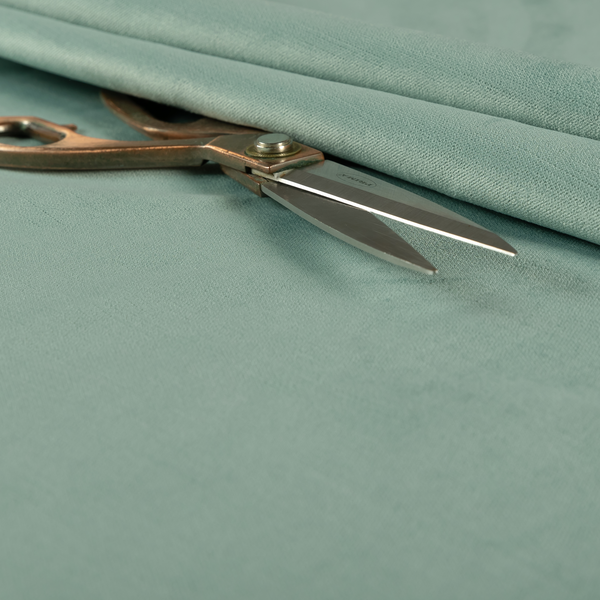 A00272 Green