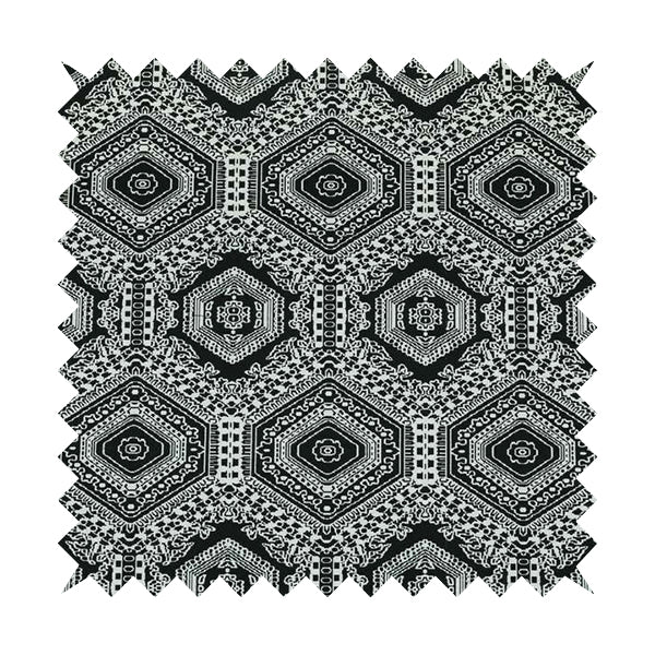 A00182 Black White
