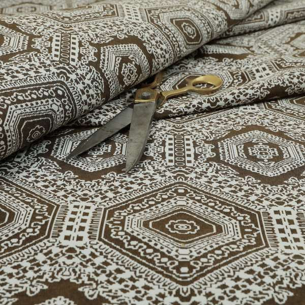 A00185 Brown White