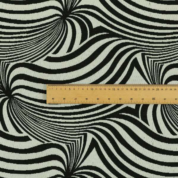 A00321 Black White