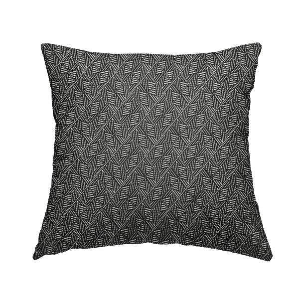 A00042 Black