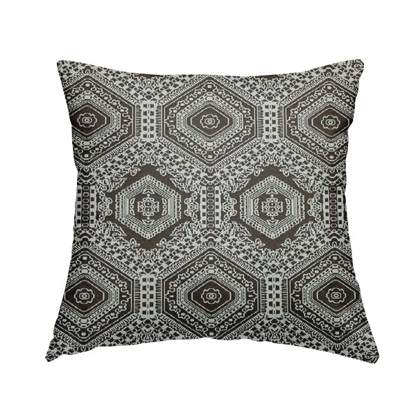 A00185 Brown White