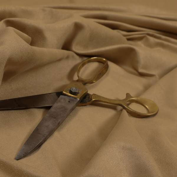 A01909 Beige