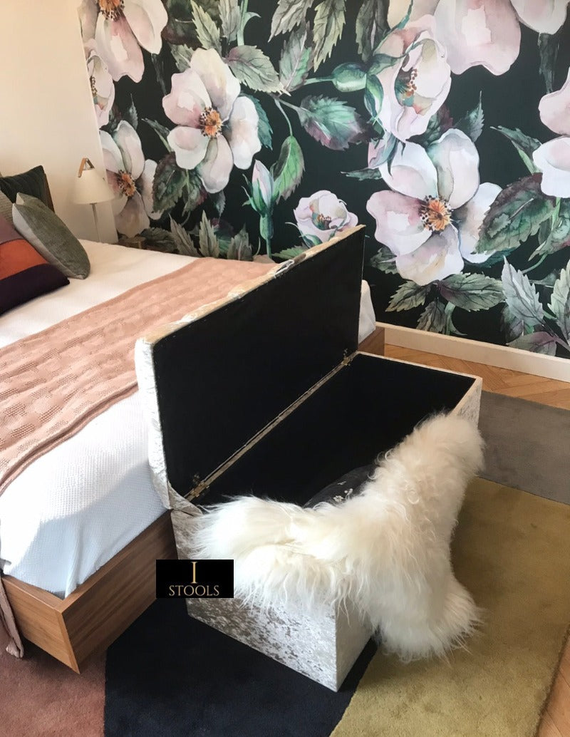 Sliver Living room storage
