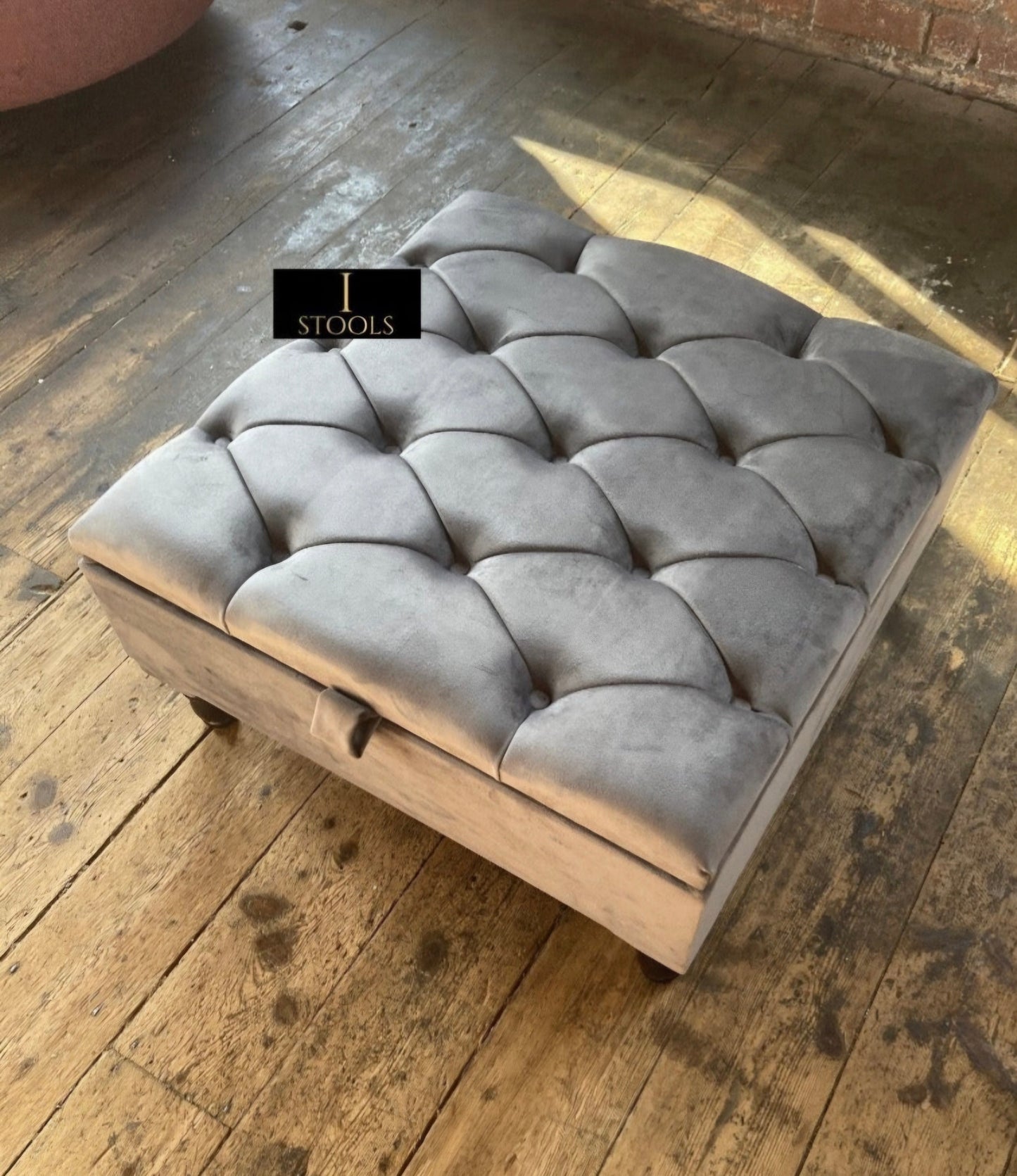 Square chesterfield buttoned Storage coffee table bench