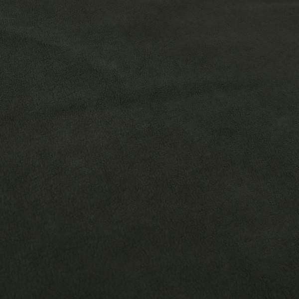 A04727 Black