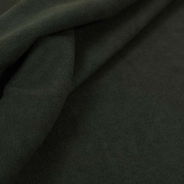 A04727 Black