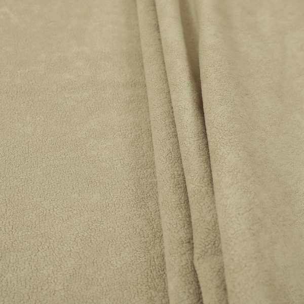 A04724 Beige