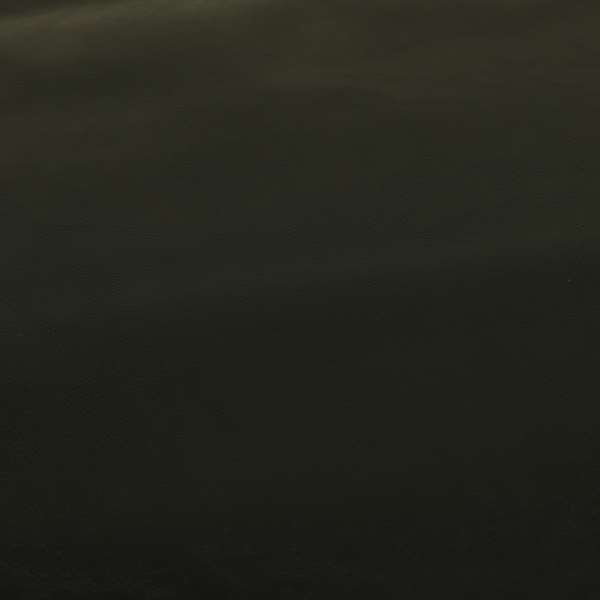 A04735 Black