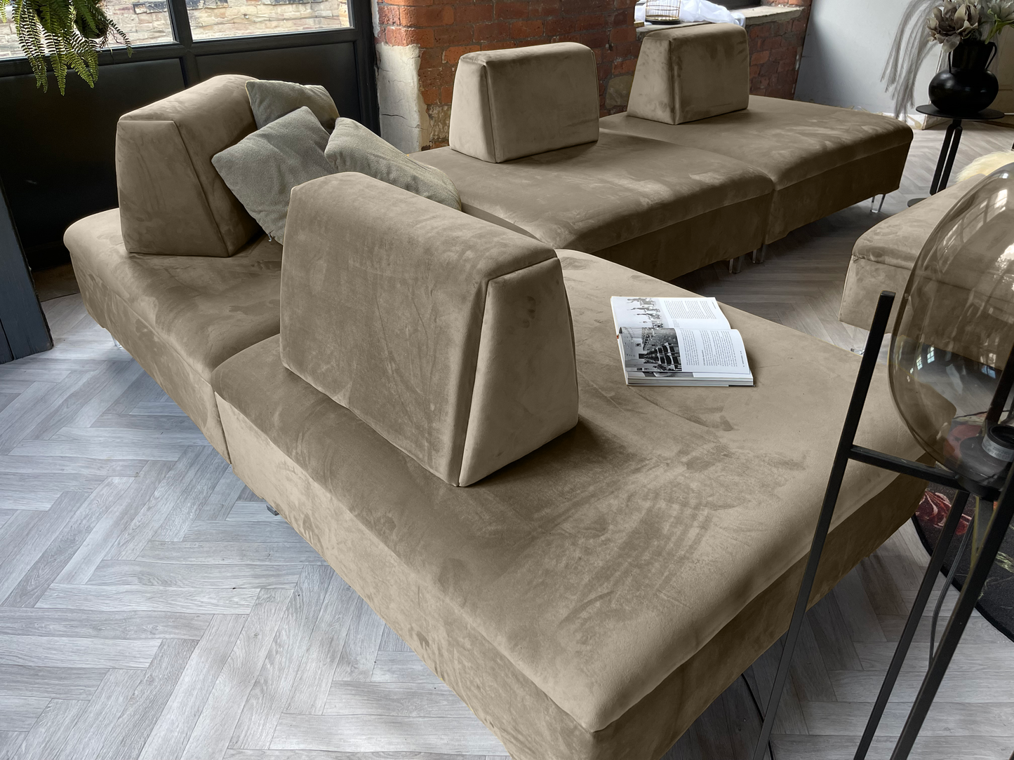 Sion Modular seating sofa
