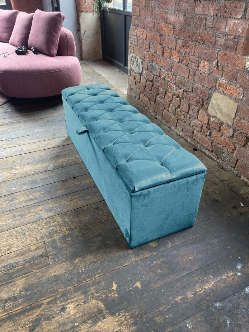 aqua seat chesterfield Ottoman storage   