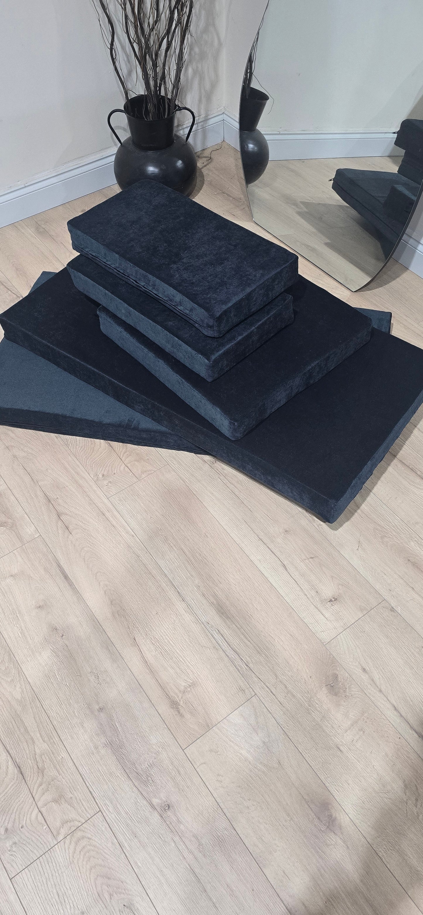 3 inches thick foam & cover