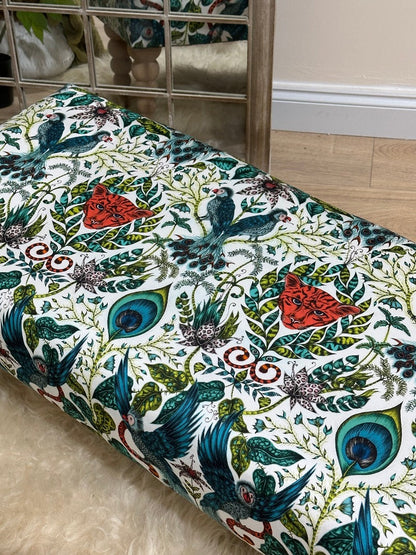 GREEN FLORAL Seating bench