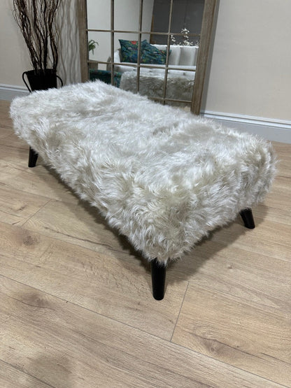 Tobi fluffy fabric Ottoman seat 