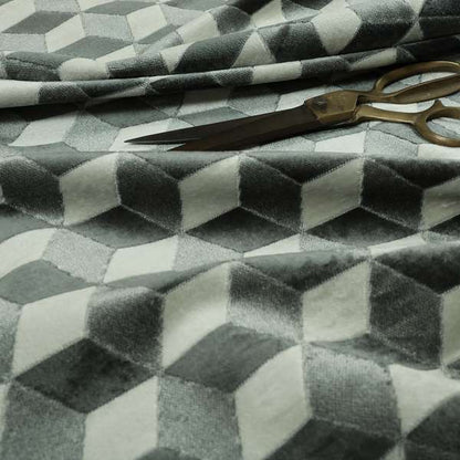 A00083 Grey White