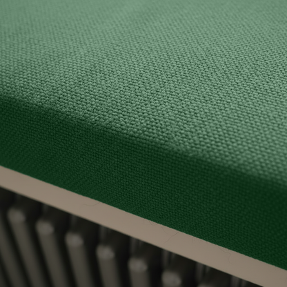 Box edge and piping details with plush foam thickness
