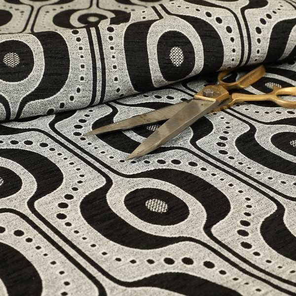 A00370 Black