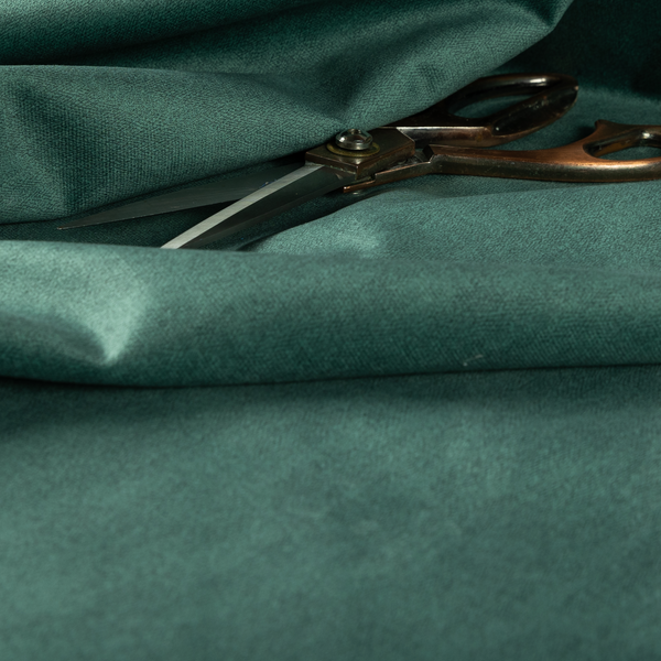 A04768 Green