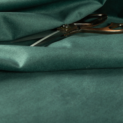 A04768 Green