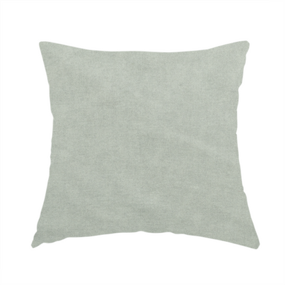 A04772 White