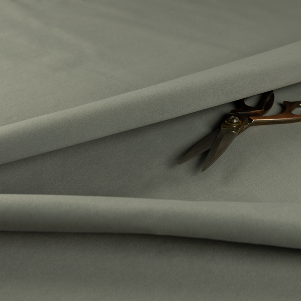 A04765 Grey