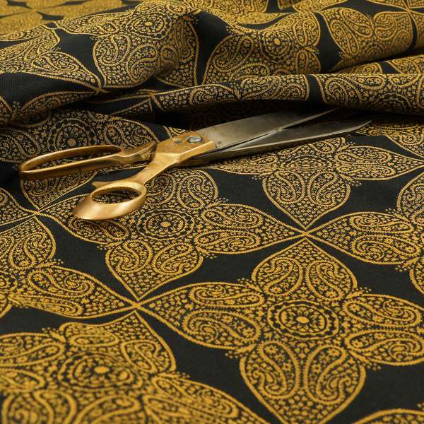 A04938 Black With Gold
