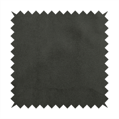 A04998 Black