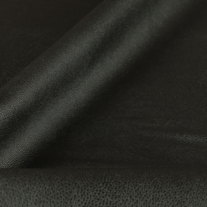 A04998 Black