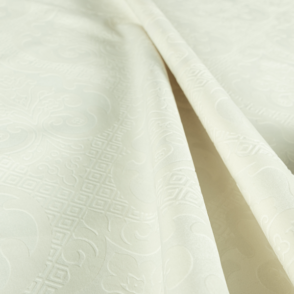 A00054 White
